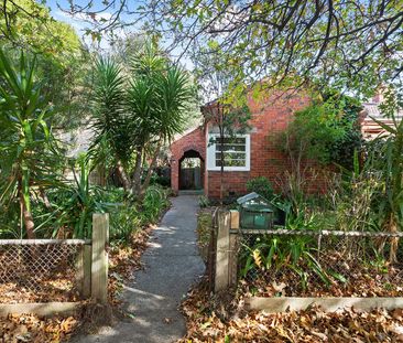 COSY HOME - RENOVATED - Photo 5