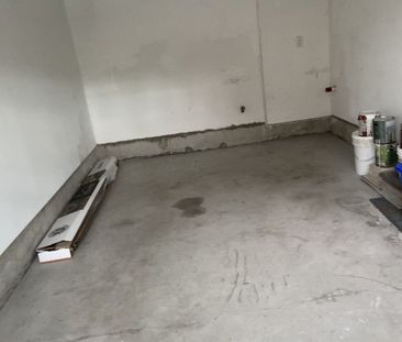 For Lease - 3215 Thomas Street Unit# 2 (Main), Mississauga, Ontario - Photo 2