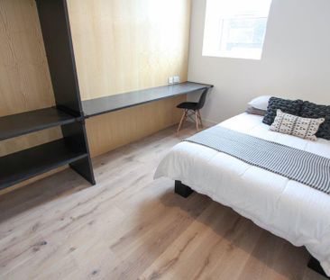 6 bedroom flat to rent - Photo 4