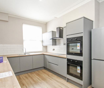 Lucas Street, Woodhouse, LS6 2JD, Leeds - Photo 2
