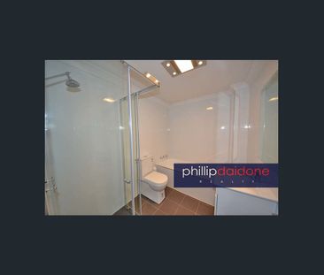 NEAT 2-BEDROOM UNIT - Photo 6