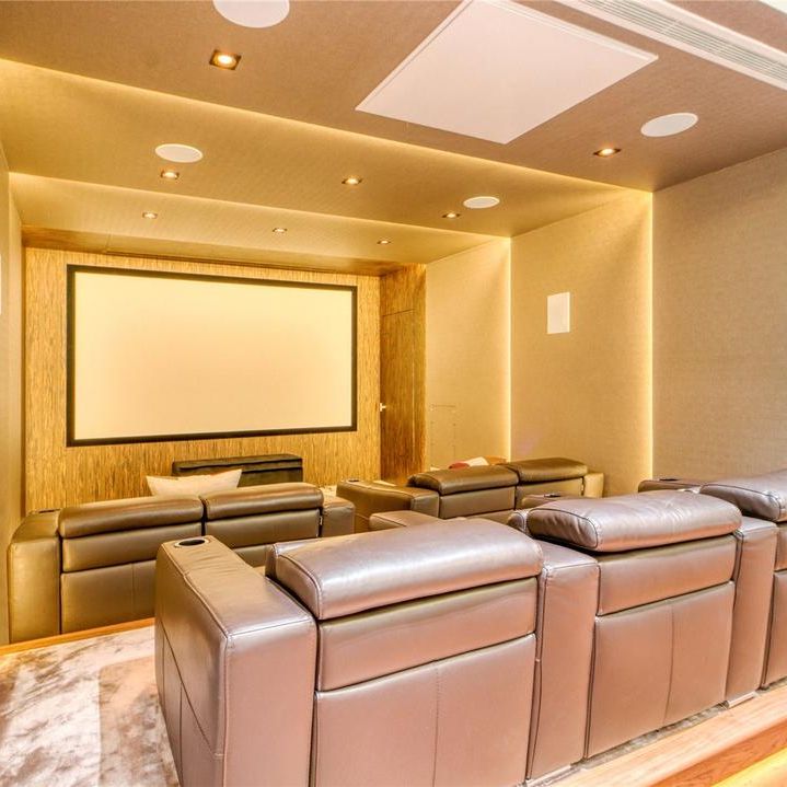 5 bedroom detached house to rent - Photo 1