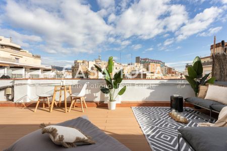 BRIGHT PENTHOUSE WITH PRIVATE TERRACE IN EIXAMPLE - Photo 2