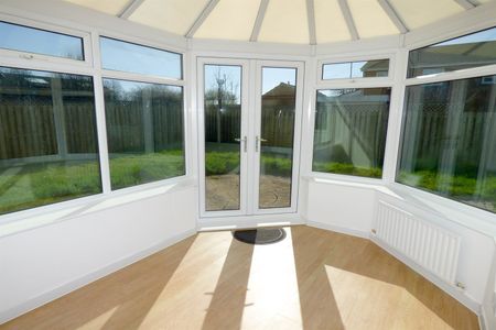 2 bed semi-detached house to rent in Bluebell Way, South Shields, NE34 - Photo 4
