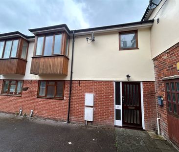 2 bedroom terraced house to rent - Photo 3