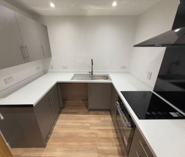 2 bedroom maisonette to rent - Photo 6