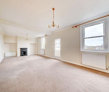 3 bedroom detached house to rent - Photo 3