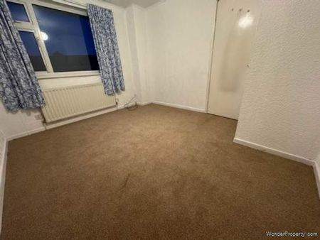 3 bedroom property to rent in Oldham - Photo 5