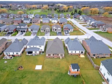 For Lease - 1214 Green Acres Drive, Fort Erie, Ontario - Photo 5