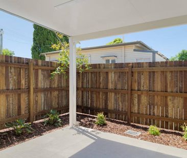 Brand New | Premium 2 Bedroom, 2 Bathroom Living in Newtown - Photo 6