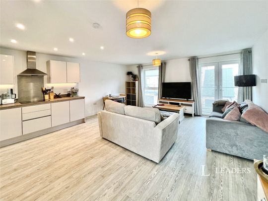 2 bedroom coach house to rent Ailwyn Road, St. Neots, PE19 - Photo 1