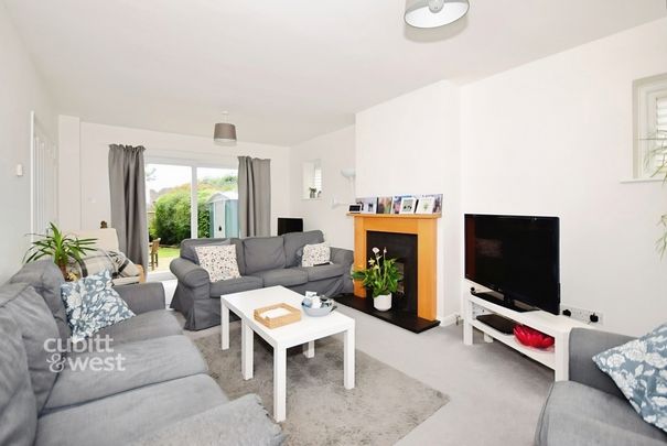 3 bedroom detached house to rent - Photo 1