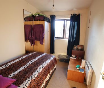 Siskin Court, NW9 5BR, Colindale - Photo 4