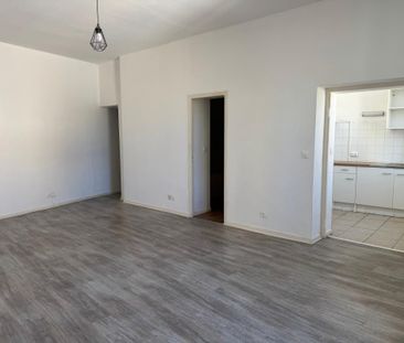 Location Appartement 1 pièce 39m² ST AMBROIX 30500 - Photo 1