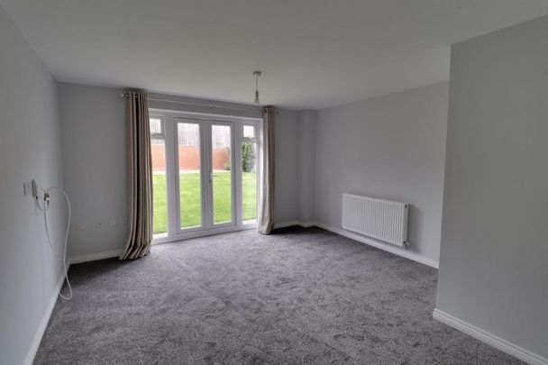 2 bedroom semi-detached house to rent - Photo 1