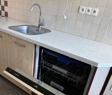 Podnájem cihlového bytu 2+1 s balkonem ve Vyškově - Photo 4