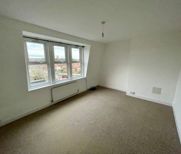 3 bedroom maisonette to rent Albert Terrace, Eastbourne, BN21 - Photo 2
