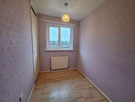 Hemmington Drive, Harpurhey, Manchester, M9 - Photo 2