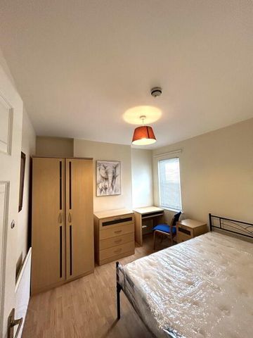 29 Malone Place, Off Lisburn Road, Belfast, BT12 5FD - Photo 5