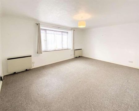 London Road, St. Leonards, TN37 - Photo 2