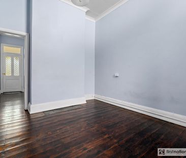 Character, Charm & Blue-Chip CBD Living - Photo 6