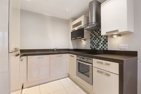 Newtown Hall, Hazelbrook Square, Whitehall Road, Churchtown, Dublin 14 - Photo 4