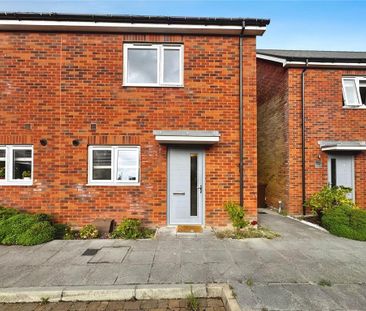 2 bedroom semi-detached house to rent - Photo 4