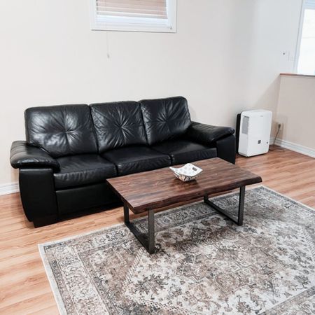 For Lease - 62 Canterbury Court, Richmond Hill, Ontario - Photo 2