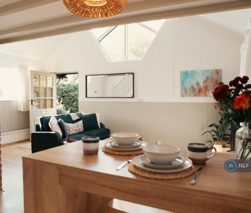 1 bedroom semi-detached house to rent - Photo 2