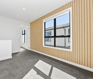 Stylish & Spacious Townhouse Living in Prime Noble Park Location - Photo 4