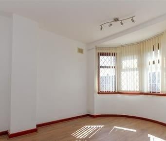 3 Bed Terraced House, Outermarch Road, CV6 - Photo 3