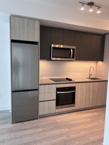 For Lease - 5858 Yonge Street Unit# 1901, Toronto, Ontario - Photo 2