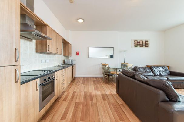 City Apartments, Northumberland Street, Newcastle Upon Tyne - Photo 1