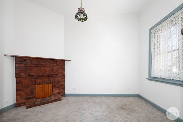 IMMACULATE 3 BEDROOM CALIFORNIA BUNGALOW HOME IN THE HEART OF BALLARAT CBD.... - Photo 1