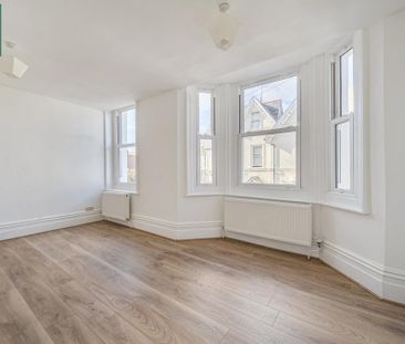 1 bedroom flat to rent - Photo 6