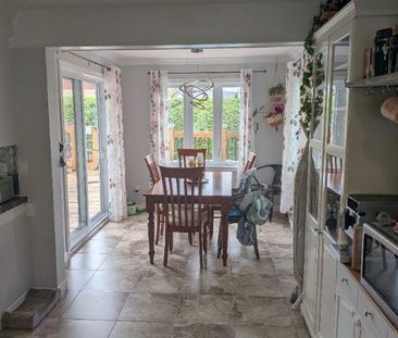 Rez-de-chaussée de maison à louer - Photo 2