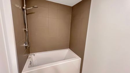 For Lease - 370 Martha Street Unit# 606, Burlington, Ontario - Photo 4