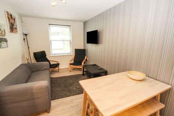 3 bedroom flat to rent - Photo 1