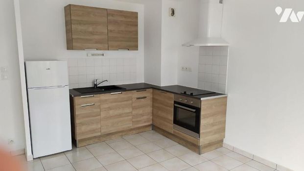 A louer à BRUZ, place du Vert buisson: appartement T2 au deuxième étage avec ascenseur, disponi... - Photo 1