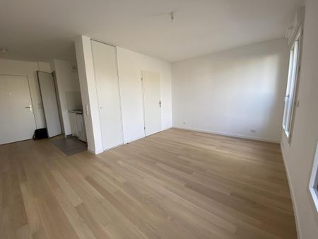 Location Appartement 1 pièce 28m² CHATENAY MALABRY 92290 - Photo 2