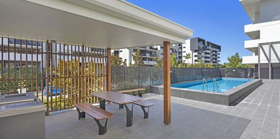 Modern Apartment Living in the Heart of the High Street Precinct - Photo 3