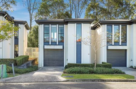 113 North Hill Drive, Robina QLD 4226 - House For Rent - $830 | Domain - Photo 2