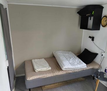 Litslena Sneby, Enköping - Photo 2