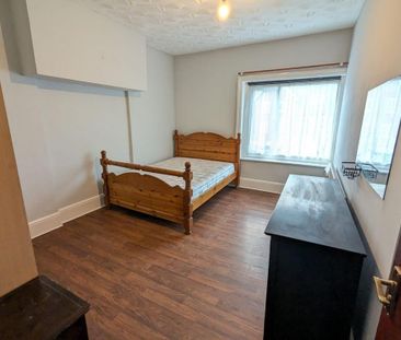 1 bedroom in a house share to rent - Photo 6