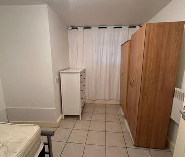 Studio Flat, East Acton Lane, W3 - Photo 5