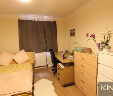 5 bedroom semi-detached house to rent - Photo 5