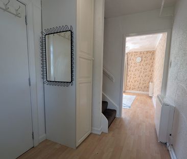 Ibroxholm Oval, Glasgow , G51 2TJ - Photo 5
