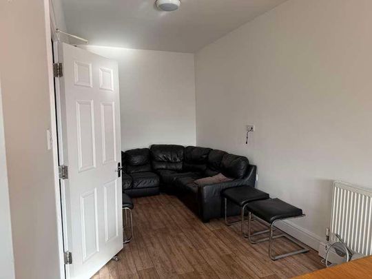 Clifford Street, Bedroom Student House, NG7 - Photo 1