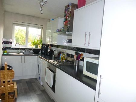 1 bedroom maisonette to rent - Photo 3