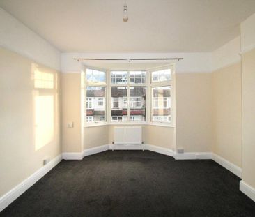 3 bedroom apartment to rent - Photo 2
